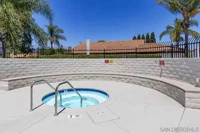  270 Smoke Tree Place, Oceanside, CA 92057 - Photo 6
