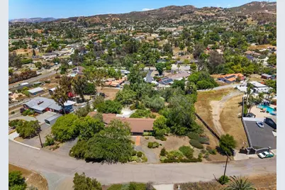  2004 Shire, El Cajon, CA 92019 - Photo 52