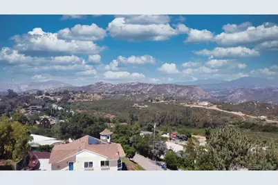  205 Highline Trail, El Cajon, CA 92021 - Photo 2