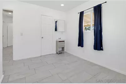  3095 L St, San Diego, CA 92102 - Photo 18