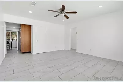  3095 L St, San Diego, CA 92102 - Photo 8