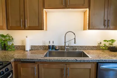  450 J St #4161, San Diego, CA 92101 - Photo 8