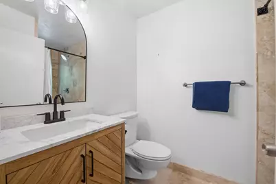  2352 Caringa Way, Carlsbad, CA 92009 - Photo 8