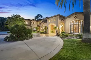 4690 Rancho Del Mar Trl, San Diego, CA 92130 - Photo 2