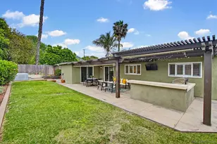 8318 June Lake Dr, San Diego, CA 92119 - Photo 32