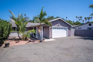 267 Hannalei Dr, Vista, CA 92083 - Photo 2