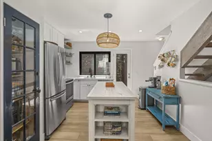 3825 Caminito Litoral, San Diego, CA 92107 - Photo 8