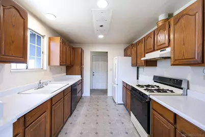  414 E Lincoln Ave, Escondido, CA 92026 - Photo 20