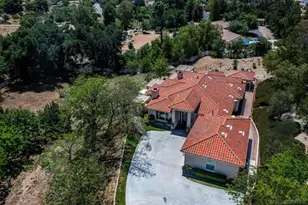 41025 Los Ranchos Cir, Temecula, CA 92592 - Photo 2