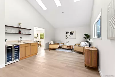  1820 Bienvenida Circle, Carlsbad, CA 92008 - Photo 2