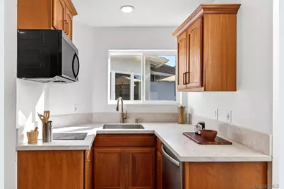  1820 Bienvenida Circle, Carlsbad, CA 92008 - Photo 18