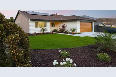  10108 Tres Lagos Ct, Spring Valley, CA 91977 - Photo 2