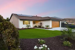 10108 Tres Lagos Ct, Spring Valley, CA 91977 - Photo 2