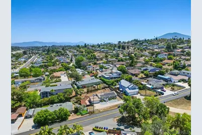  3419 S Barcelona, Spring Valley, CA 91977 - Photo 10