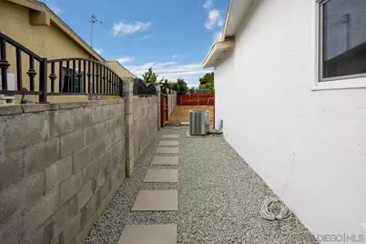  71 E L Street, Chula Vista, CA 91911 - Photo 32