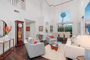 6037 Deerford Row, La Jolla, CA 92037 - Photo 8
