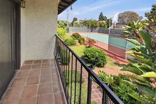 1092 Fresno St, San Diego, CA 92110 - Photo 24