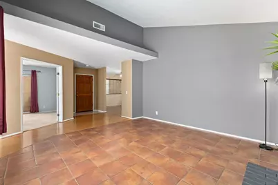  2435 Heatherwood Ct, Escondido, CA 92026 - Photo 8