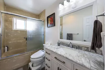  1840 Locust St, San Diego, CA 92106 - Photo 18