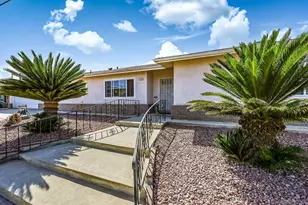1840 Locust St, San Diego, CA 92106 - Photo 1