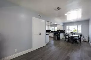 1840 Locust St, San Diego, CA 92106 - Photo 10