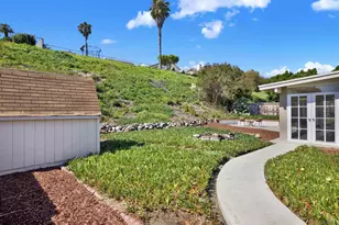 421 Santa Helena, Solana Beach, CA 92075 - Photo 30