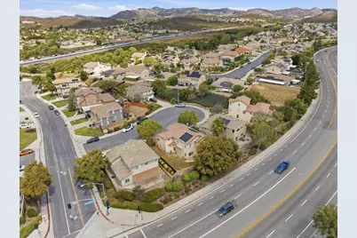  37200 Moonbeam, Murrieta, CA 92563 - Photo 12