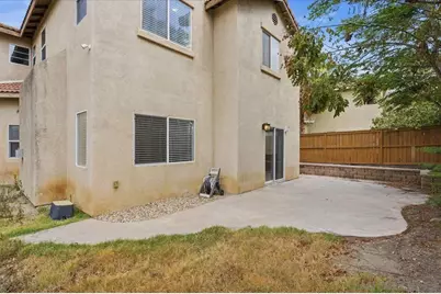  37200 Moonbeam, Murrieta, CA 92563 - Photo 2