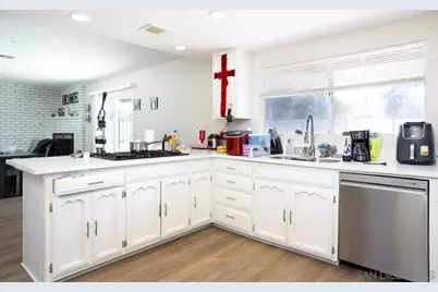  41715 Stetson, Hemet, CA 92544 - Photo 4