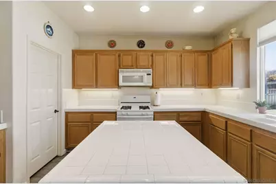  27568 Campana Circle, Temecula, CA 92591 - Photo 4