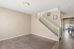 27568 Campana Cir, Temecula, CA 92591 - Photo 2