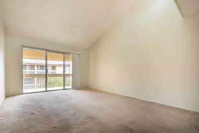  1855 Diamond St #301, San Diego, CA 92109 - Photo 6
