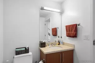 325 Seventh Ave, San Diego, CA 92101 - Photo 6