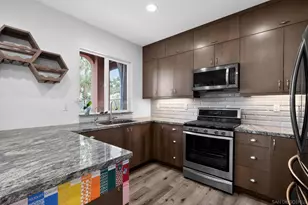 1357 Sky Ridge Ct, San Marcos, CA 92078 - Photo 8