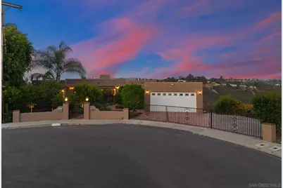  4391 Middlesex Drive, San Diego, CA 92116 - Photo 2