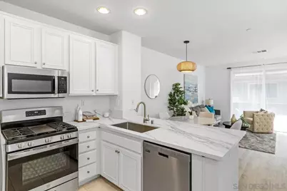  16910 Bixby St #1, San Diego, CA 92127 - Photo 2