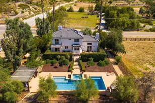 36775 Mesa Rd, Temecula, CA 92592 - Photo 2