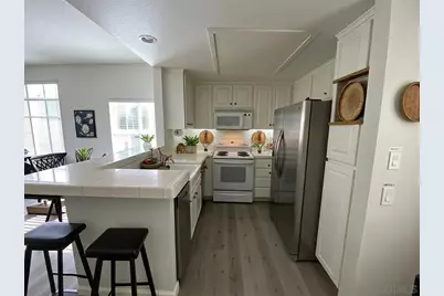  2220 Camino De La Reina #204, San Diego, CA 92108 - Photo 4