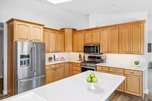 1033 Via Contenta, Escondido, CA 92029 - Photo 8