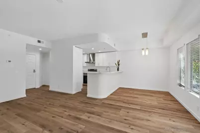  655 Columbia St #108, San Diego, CA 92101 - Photo 8