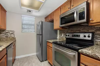  12079 Alta Carmel Court #22, San Diego, CA 92128 - Photo 8