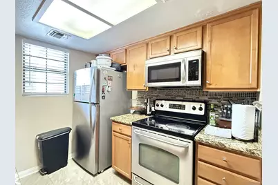  12079 Alta Carmel Court #22, San Diego, CA 92128 - Photo 4