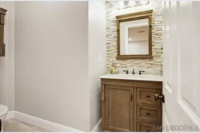  8124 Calle Catalonia, Carlsbad, CA 92009 - Photo 18