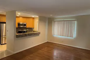 7405 Charmant Dr, San Diego, CA 92122 - Photo 8