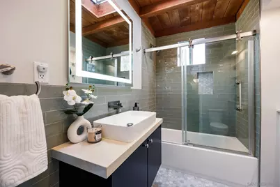  2114 Diamond St, San Diego, CA 92109 - Photo 30
