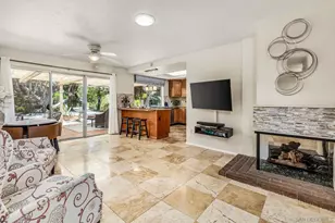 2070 Fuerte Ln, Escondido, CA 92026 - Photo 10