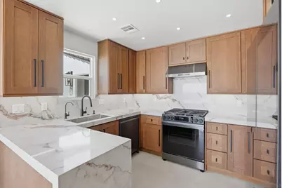  3080 Lloyd, San Diego, CA 92117 - Photo 20