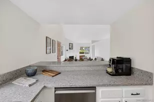 8356 Via Sonoma, La Jolla, CA 92037 - Photo 14