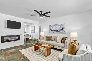 1964 Missouri St, San Diego, CA 92109 - Photo 2