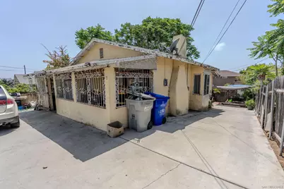  290 35th St, San Diego, CA 92102 - Photo 2